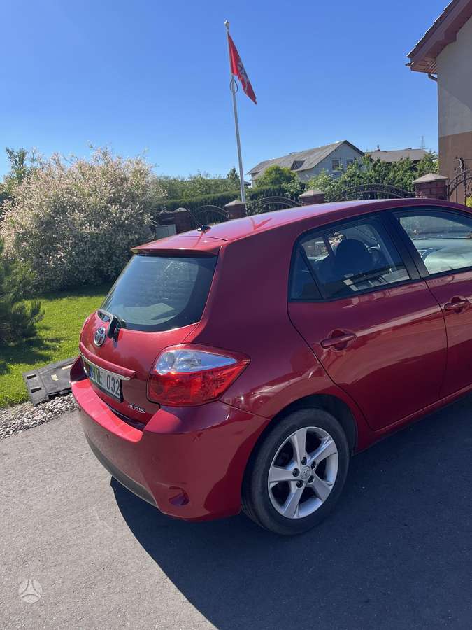 Toyota Auris - 10