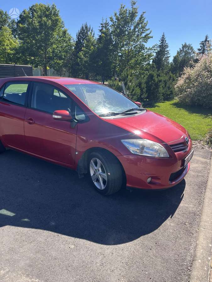 Toyota Auris - 11