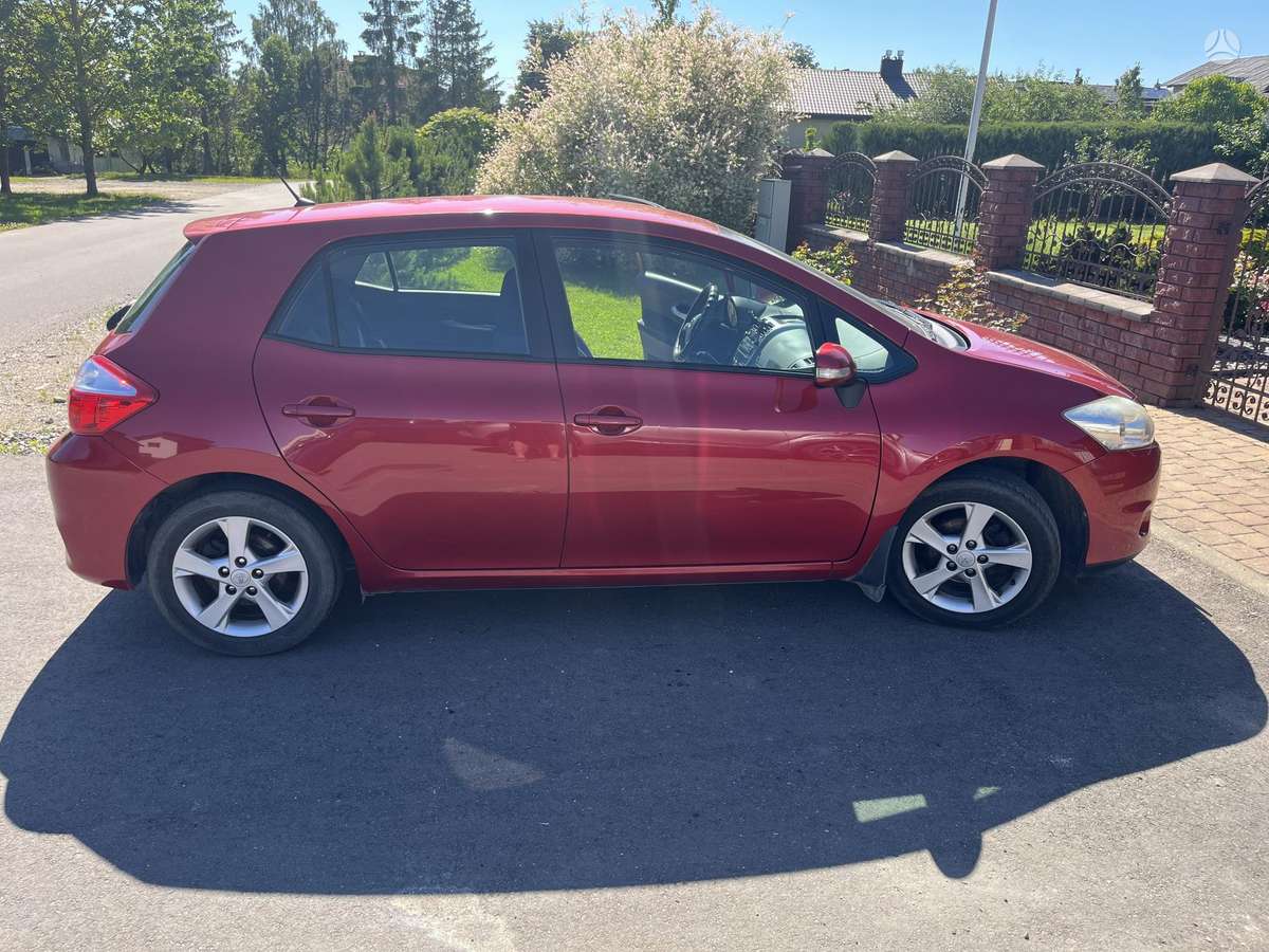 Toyota Auris - 12