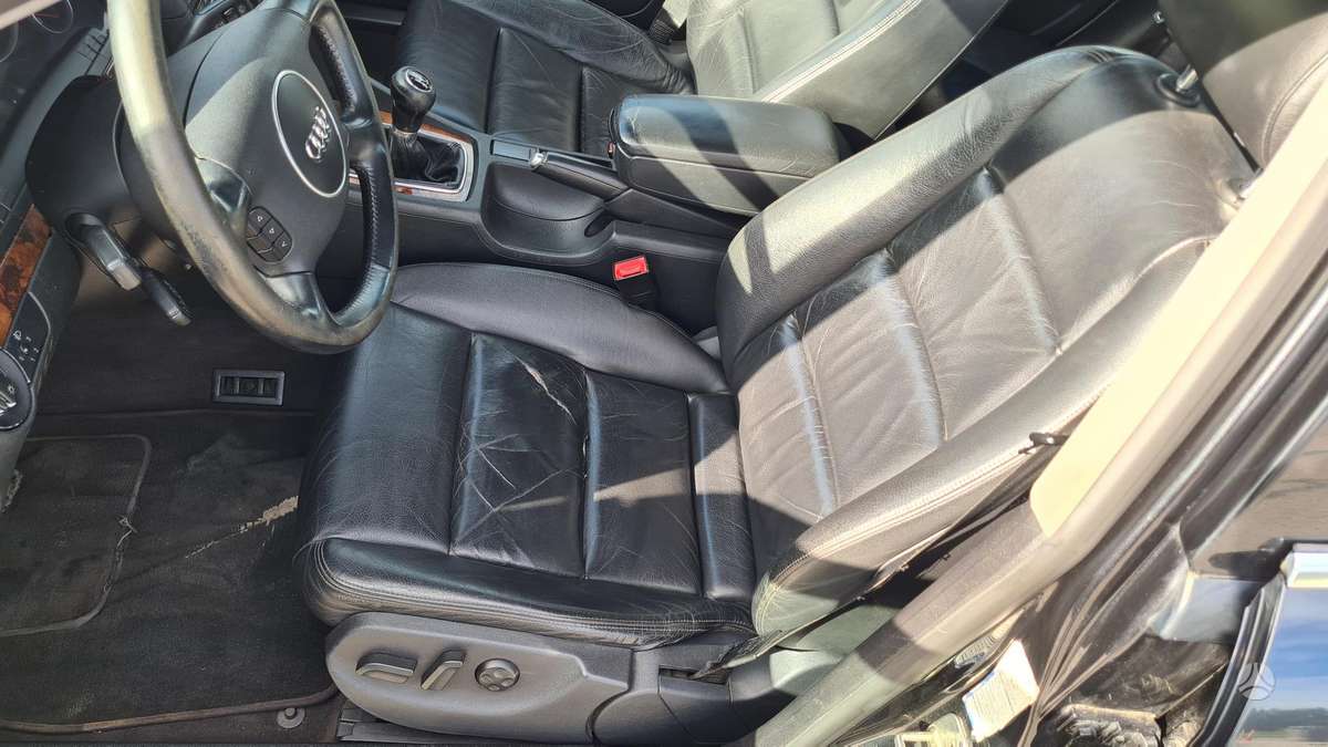 Audi A4, 1.9 l., Седан