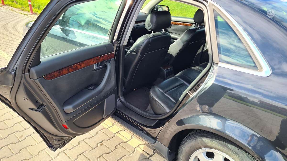 Audi A4, 1.9 l., Седан
