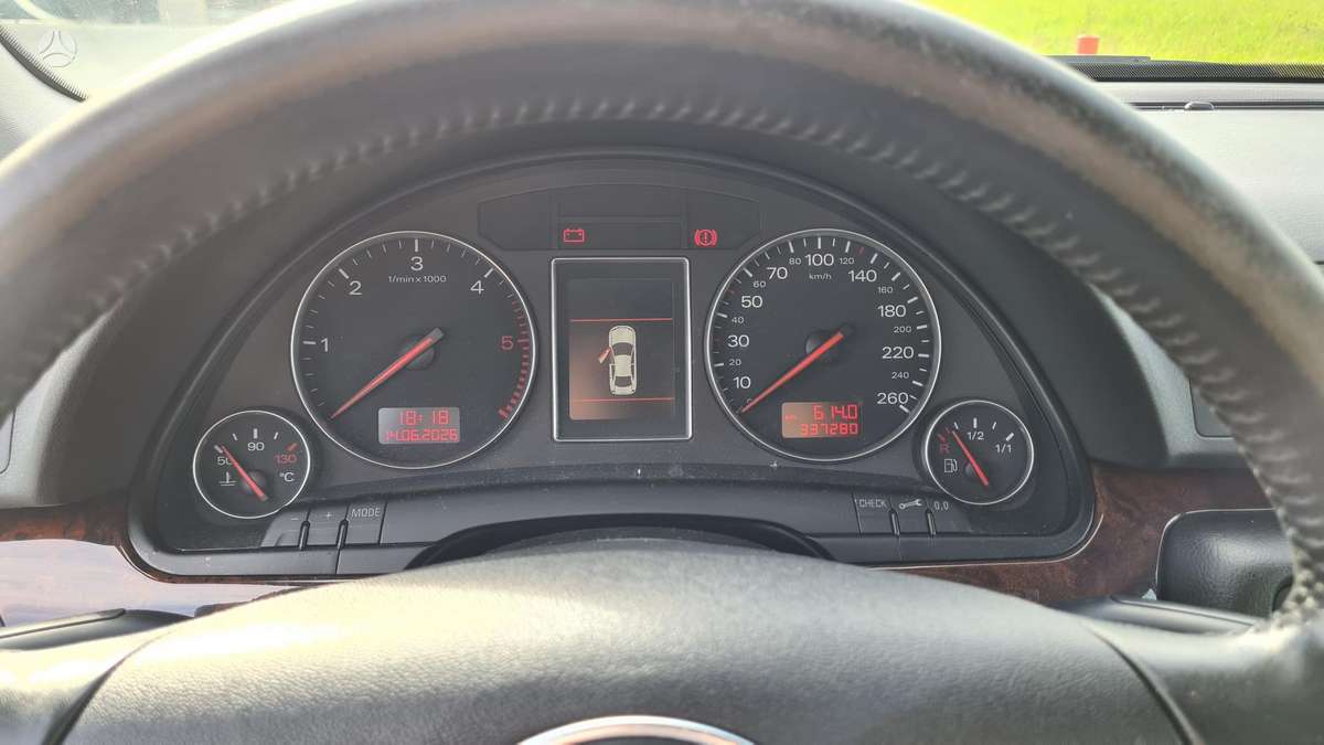 Audi A4, 1.9 l., Седан