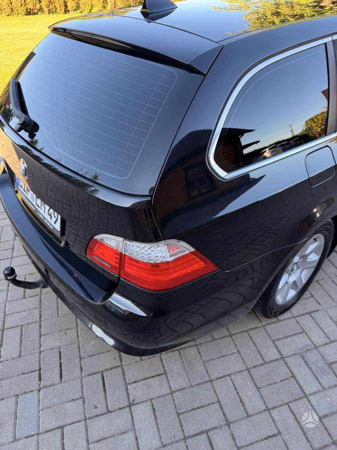 BMW 520, wagon