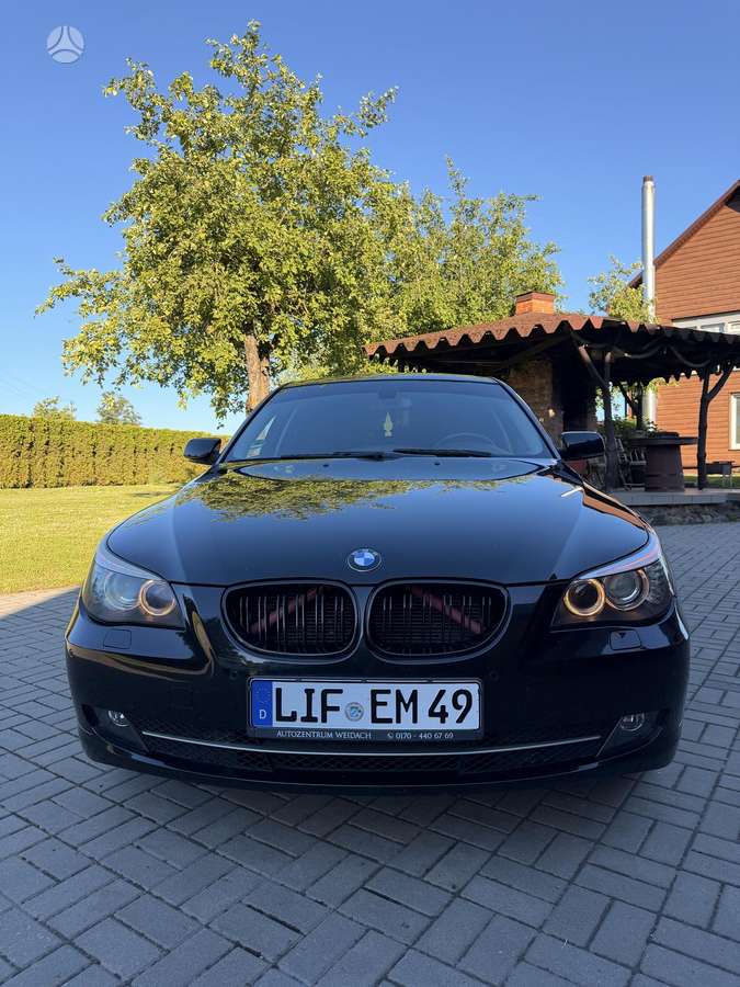 BMW 520, Универсал