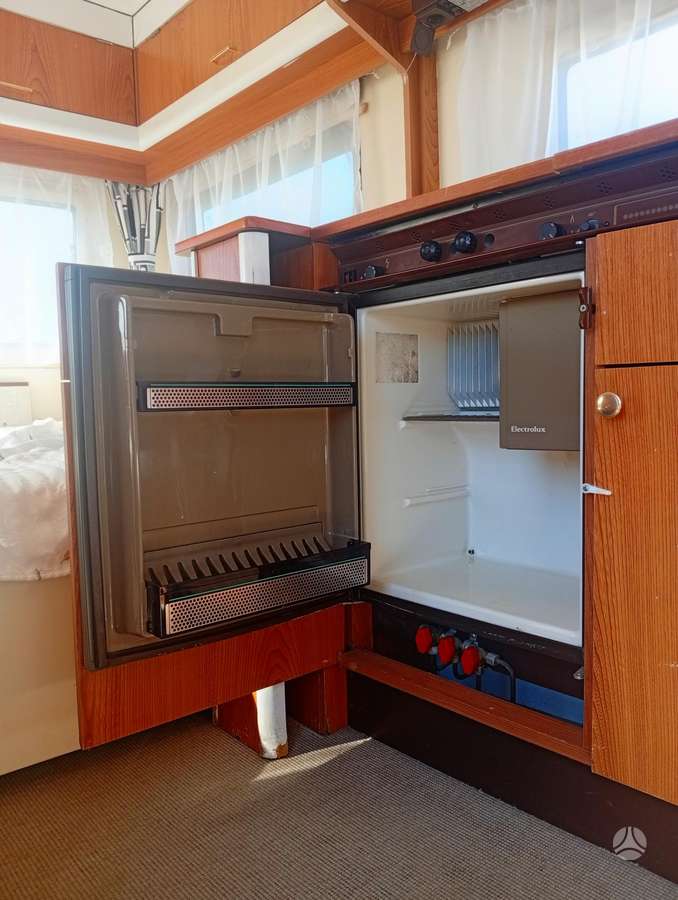 Hobby De Luxe, кемперы