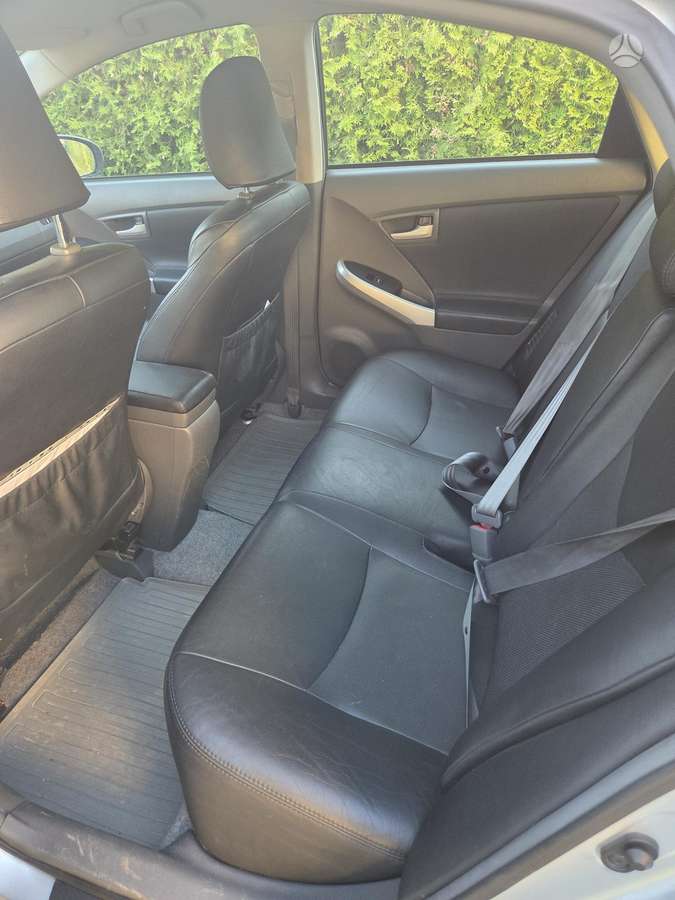 Toyota Prius - 6