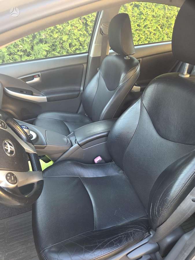 Toyota Prius - 7