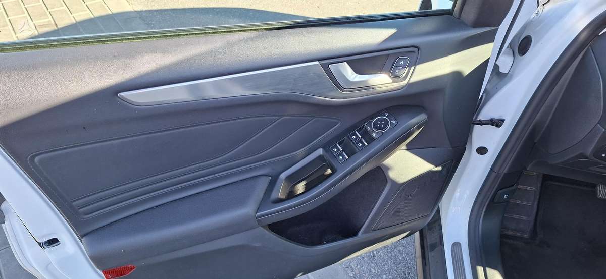 Ford Focus, 2.0 l., Хэтчбек