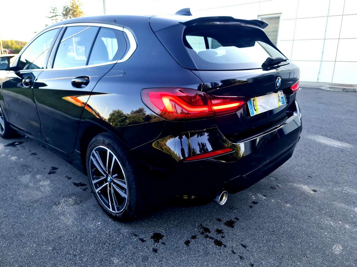 BMW 118, 1.5 l., hatchback