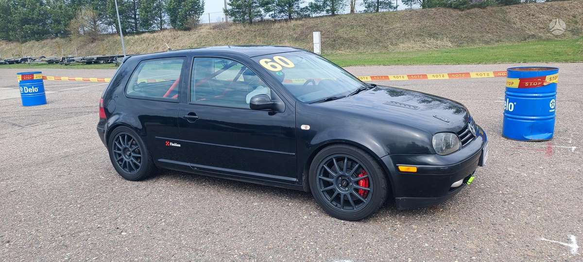 Volkswagen Golf, 1.8 l., hatchback
