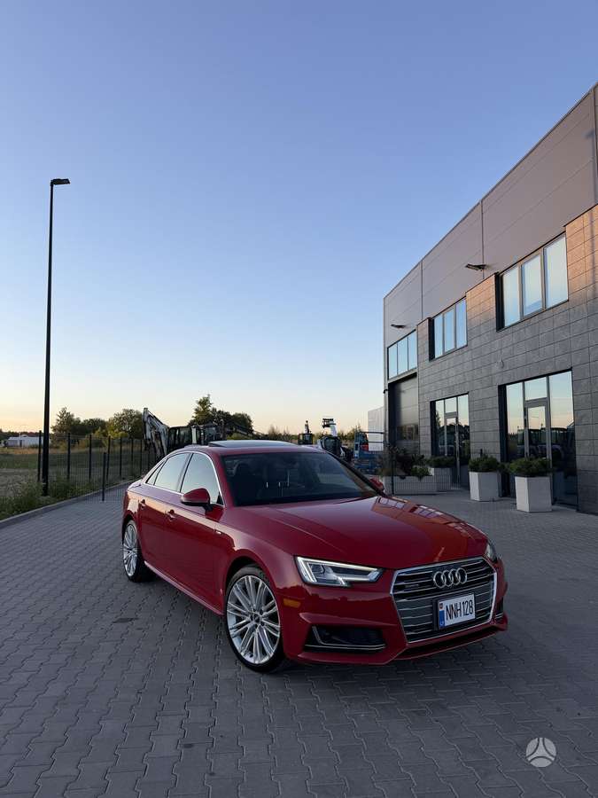 Audi A4, 2.0 l., Седан