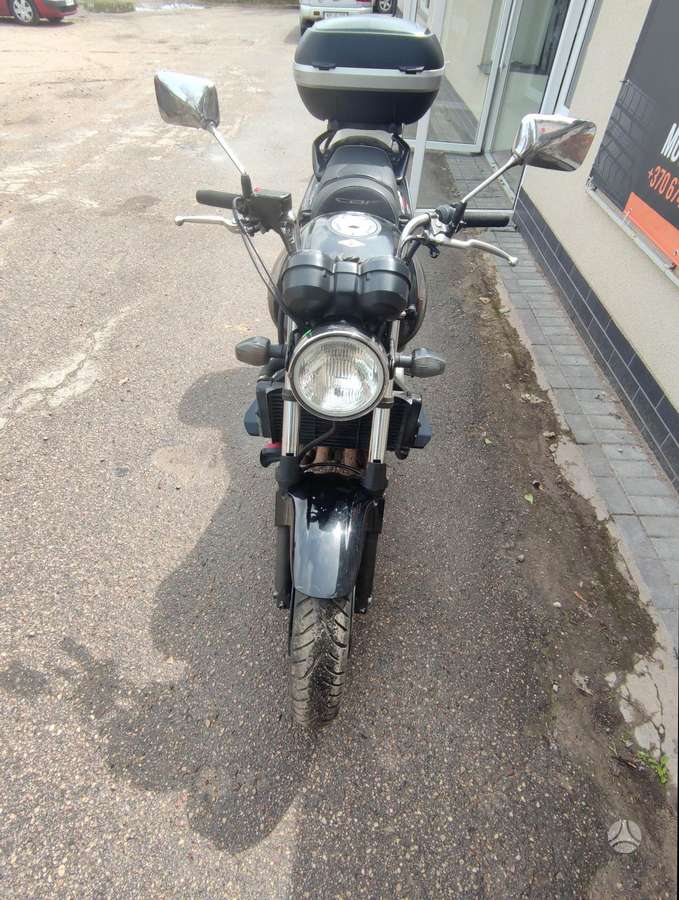 Honda CBF 600cc, street / classic