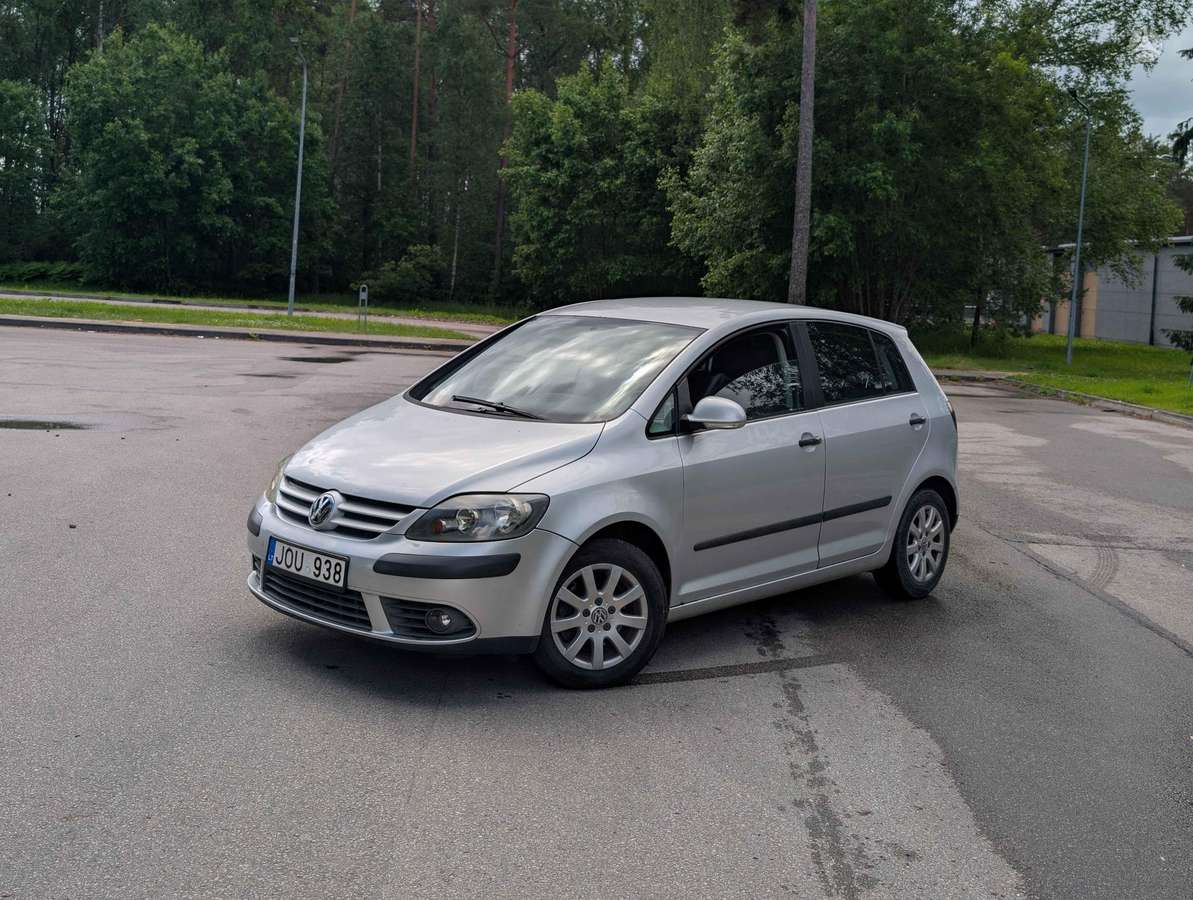 Volkswagen Golf Plus - 1