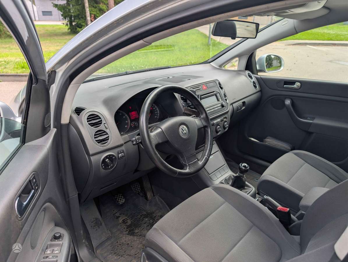 Volkswagen Golf Plus - 6
