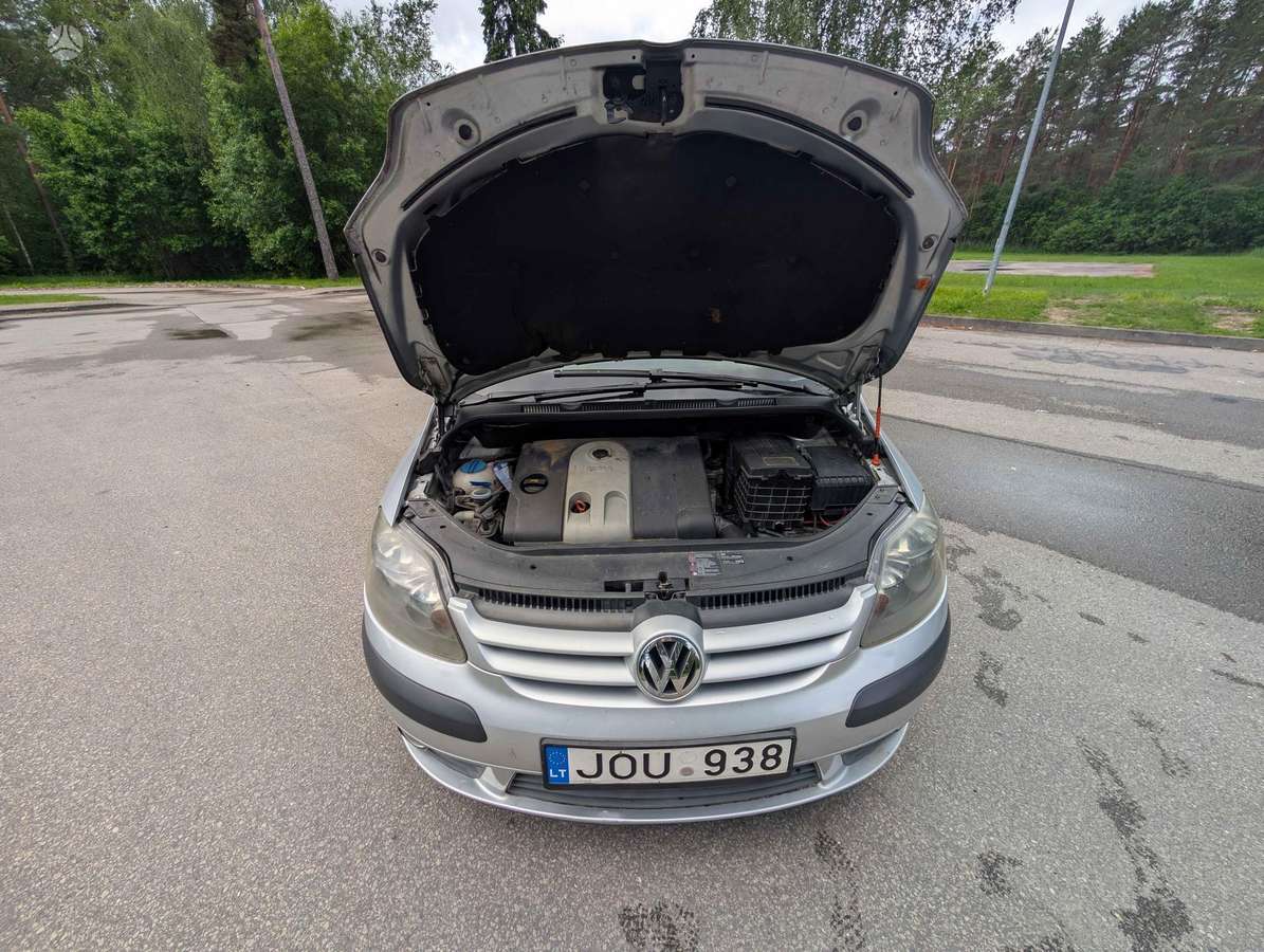 Volkswagen Golf Plus - 8