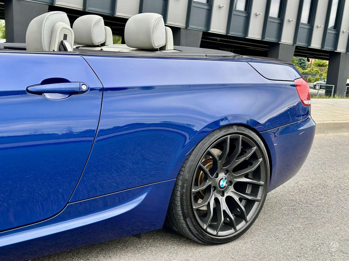 BMW 330, 3.0 l., Кабриолет