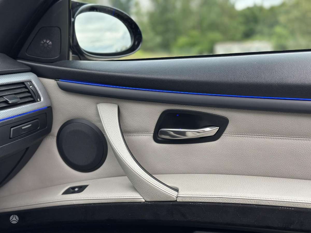 BMW 330, 3.0 l., Кабриолет