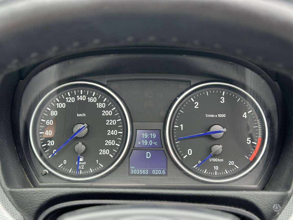 BMW 330, 3.0 l., Кабриолет