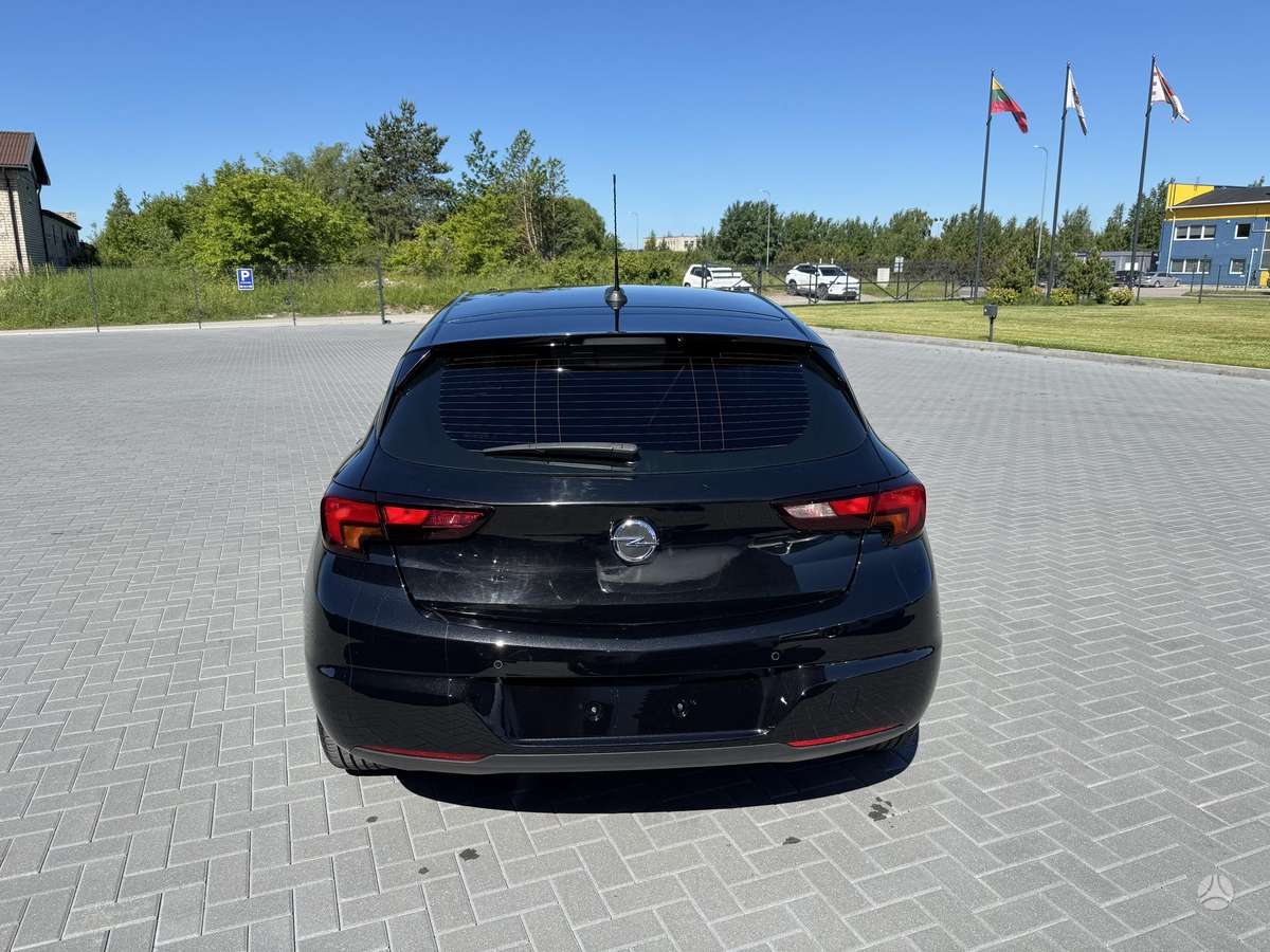 Opel Astra, 1.2 l., Хэтчбек