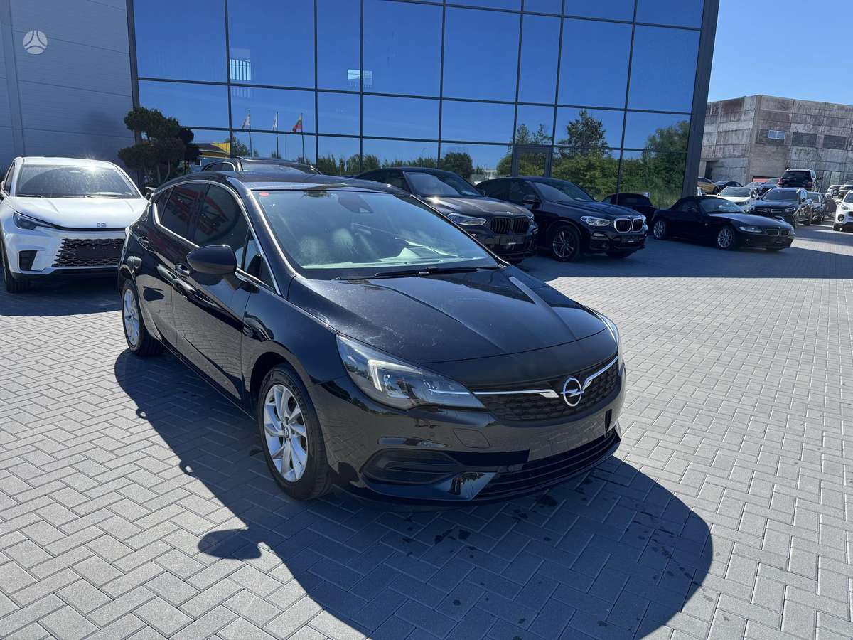 Opel Astra, 1.2 l., hatchback