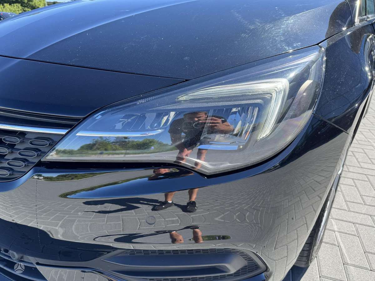 Opel Astra, 1.2 l., hatchback