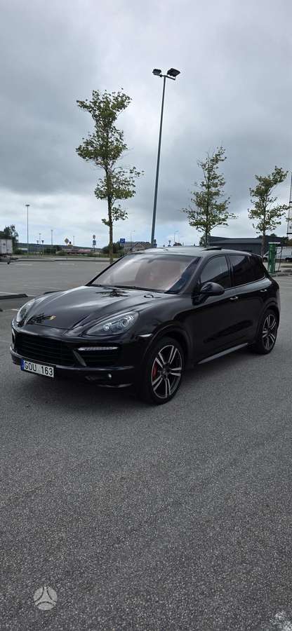 Porsche Cayenne - 5