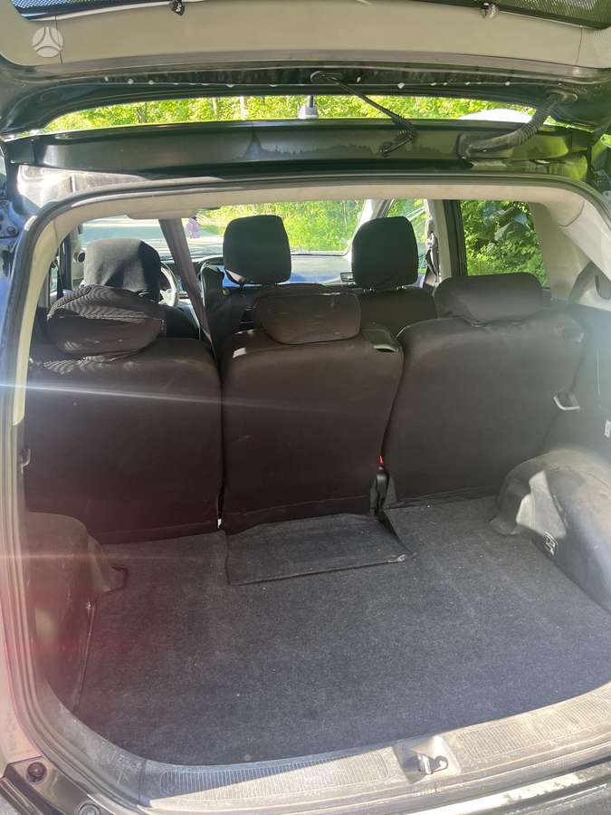 Honda FR-V, 2.2 l., Минивэн