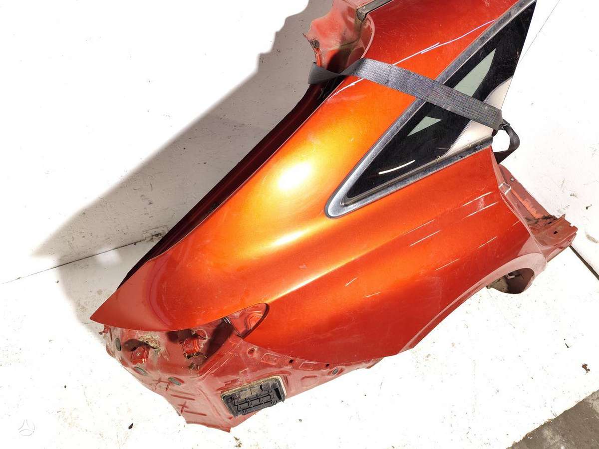Kia ProCeed hood (front, rear)
