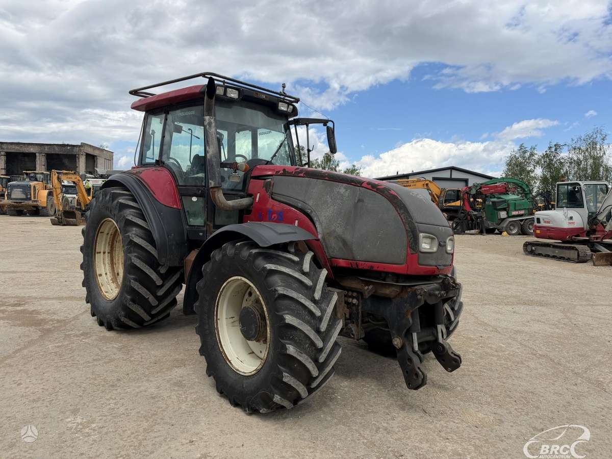 Valtra T190, traktoriai