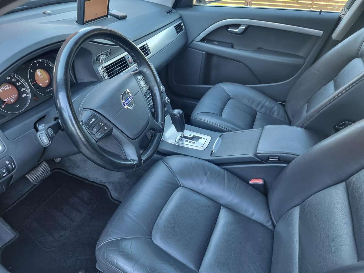 Volvo V70, 2.0 l., wagon