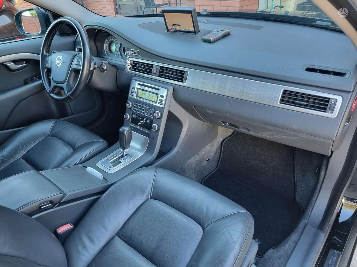 Volvo V70, 2.0 l., wagon