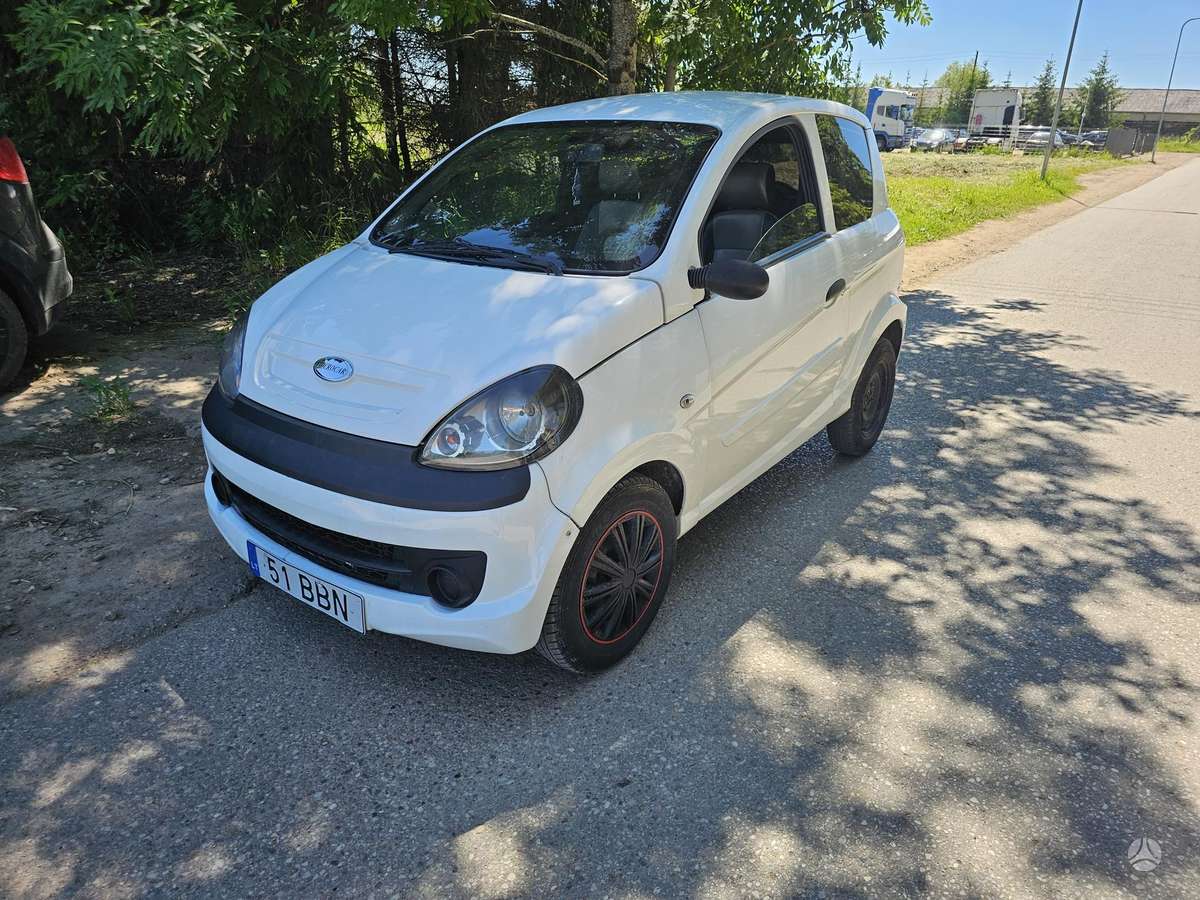 Microcar Mgo, 0.5 l., Седан