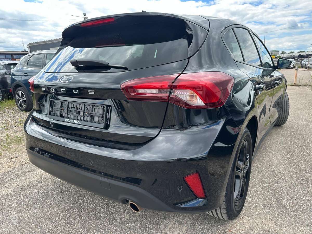 Ford Focus, 1.0 l., hatchback