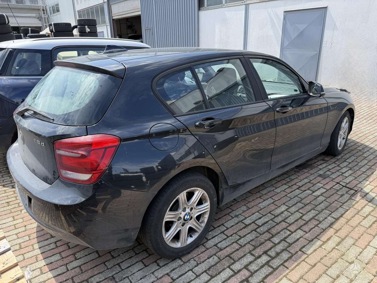 BMW 118, 2.0 l., hatchback