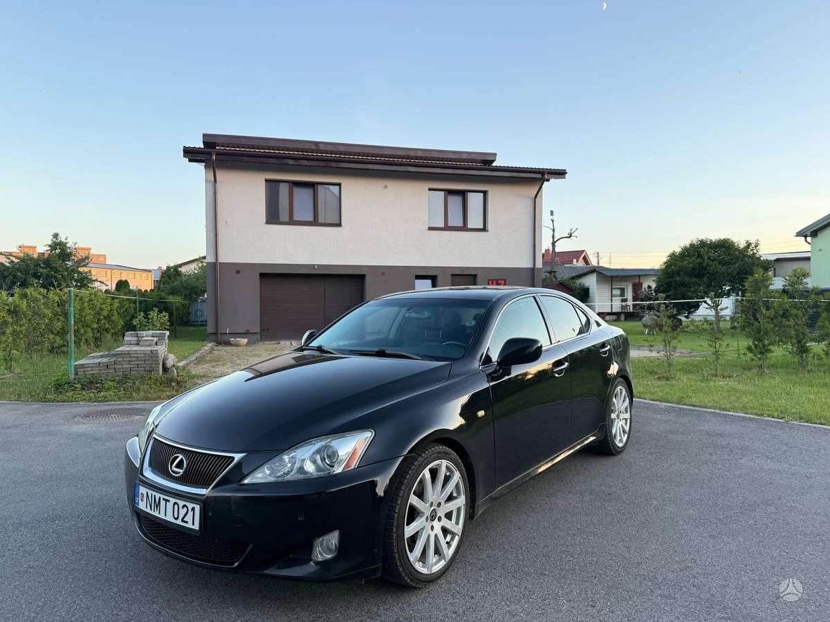 Lexus IS 250, 2.5 l., Седан