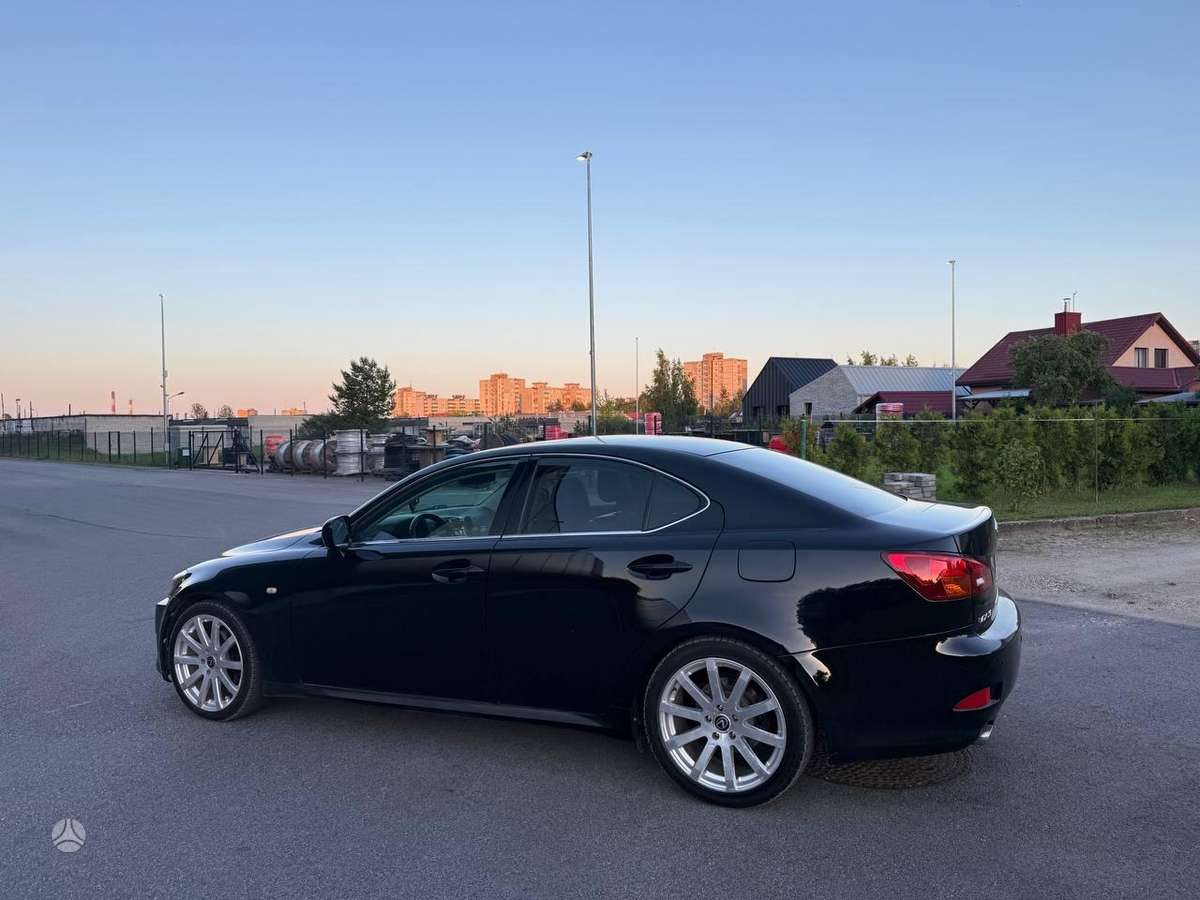 Lexus IS 250, 2.5 l., Седан