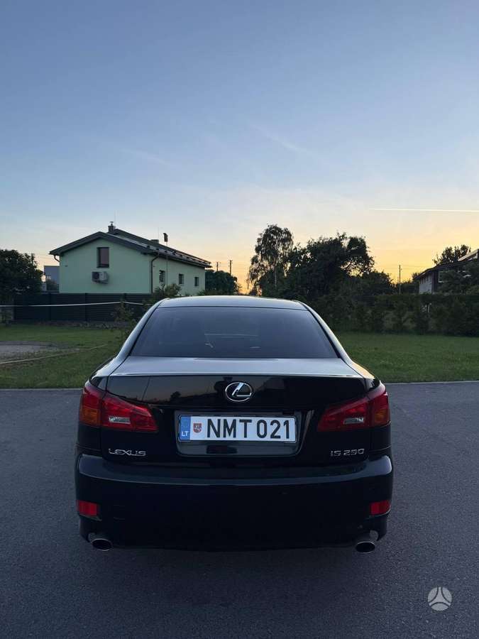 Lexus IS 250, 2.5 l., Седан