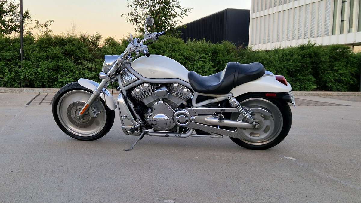 Harley-Davidson VRSCA 1130cc, choppers / cruisers / custom