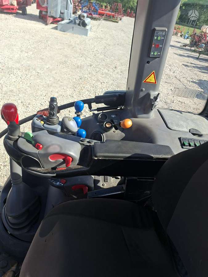 Deutz-Fahr Agroton 140, тракторы