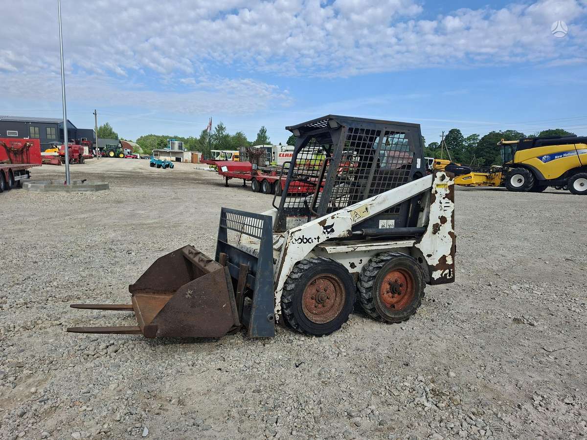 Bobcat 553, mini loaders