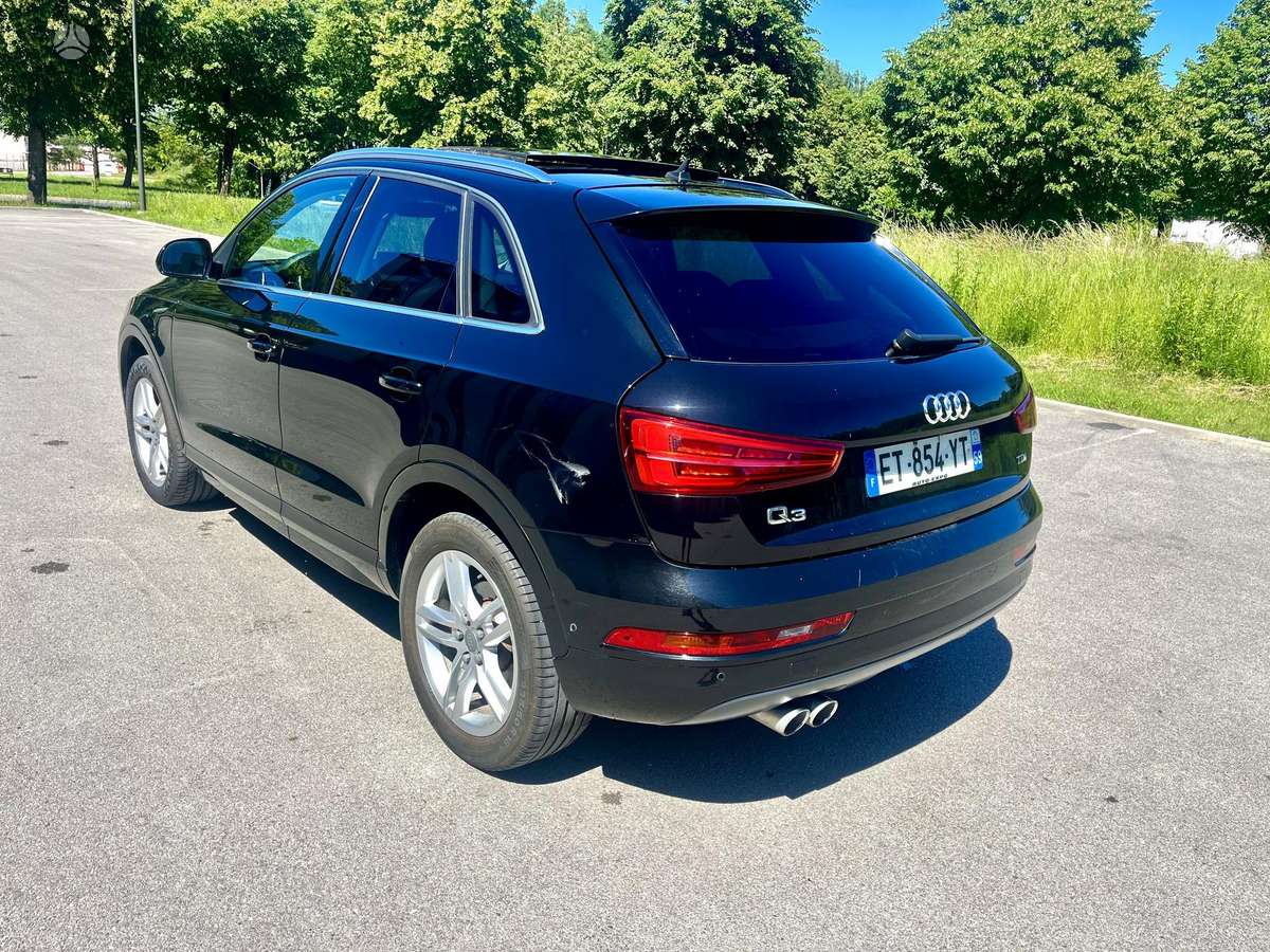 Audi Q3, 2.0 l., mpv / minivan