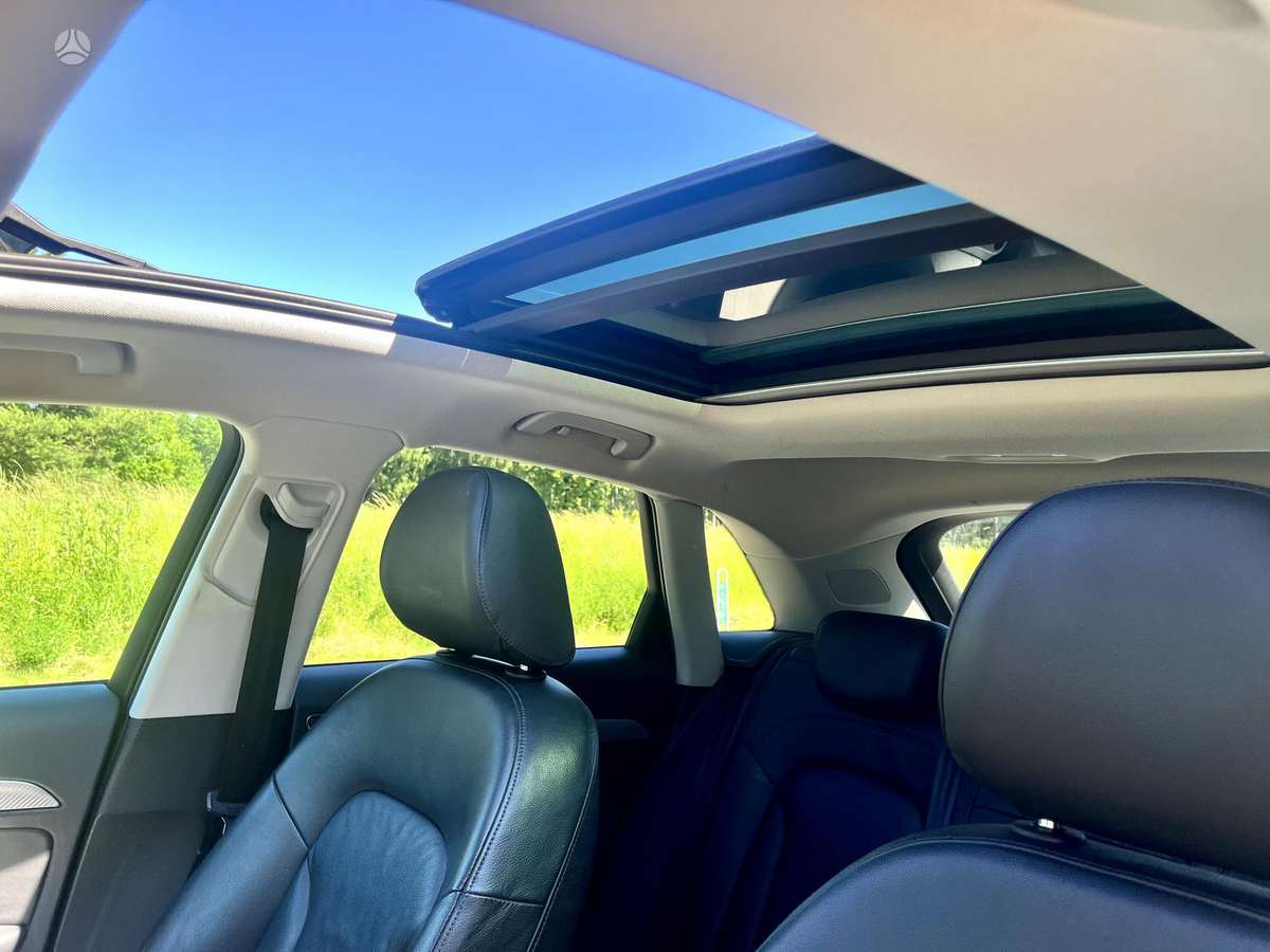 Audi Q3, 2.0 l., mpv / minivan