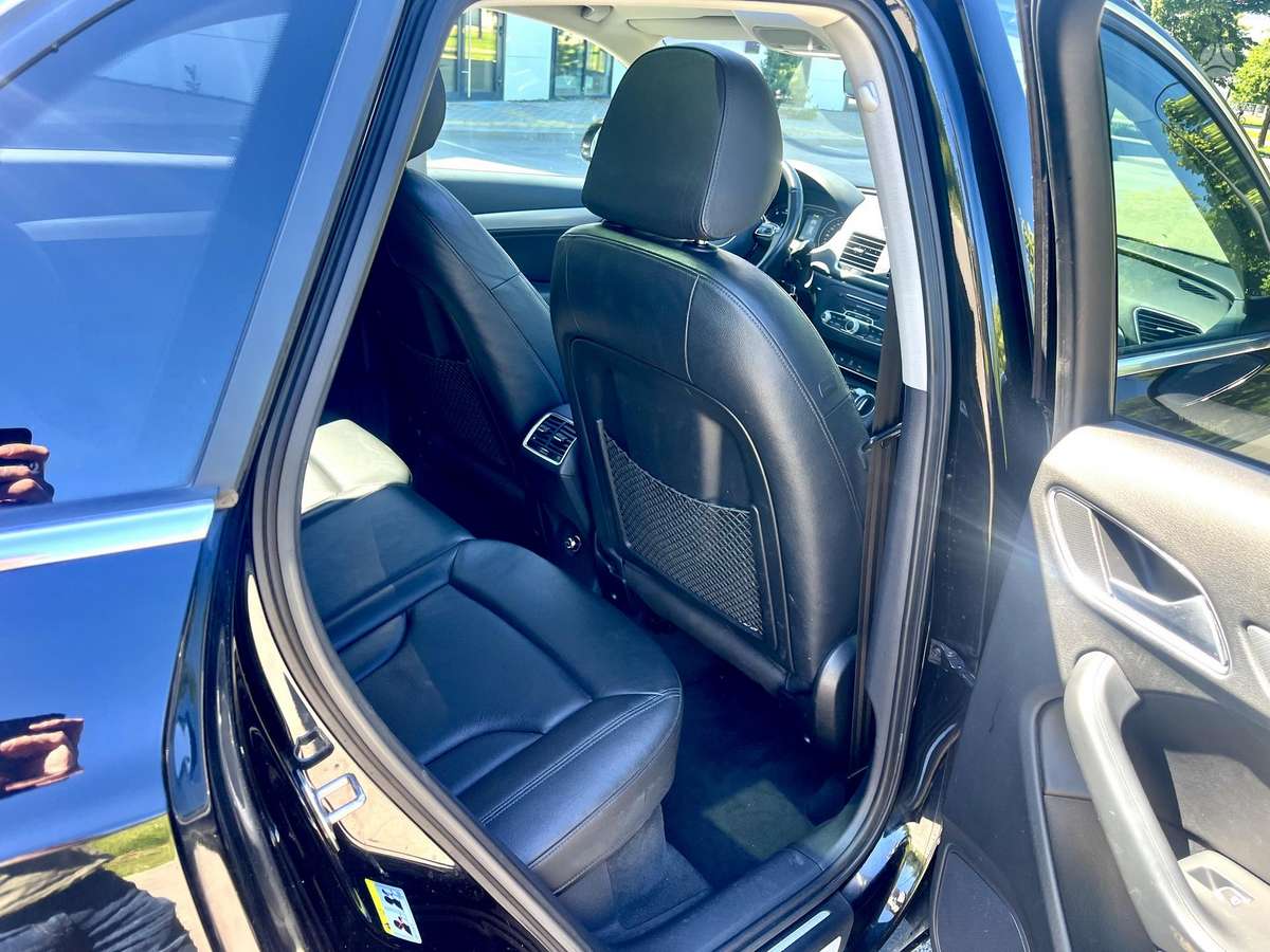 Audi Q3, 2.0 l., mpv / minivan