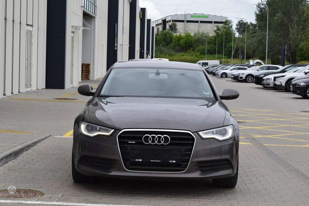 Audi A6, 3.0 l., Седан