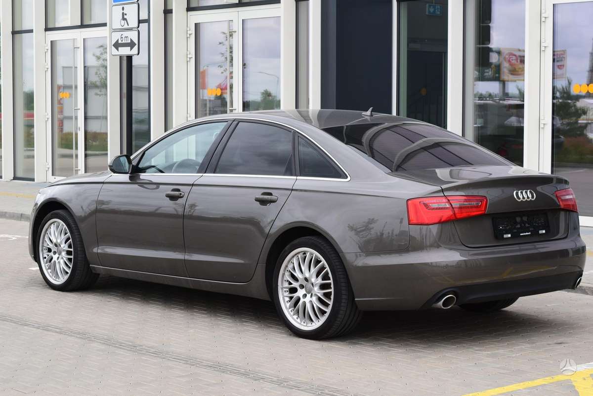 Audi A6, 3.0 l., Седан