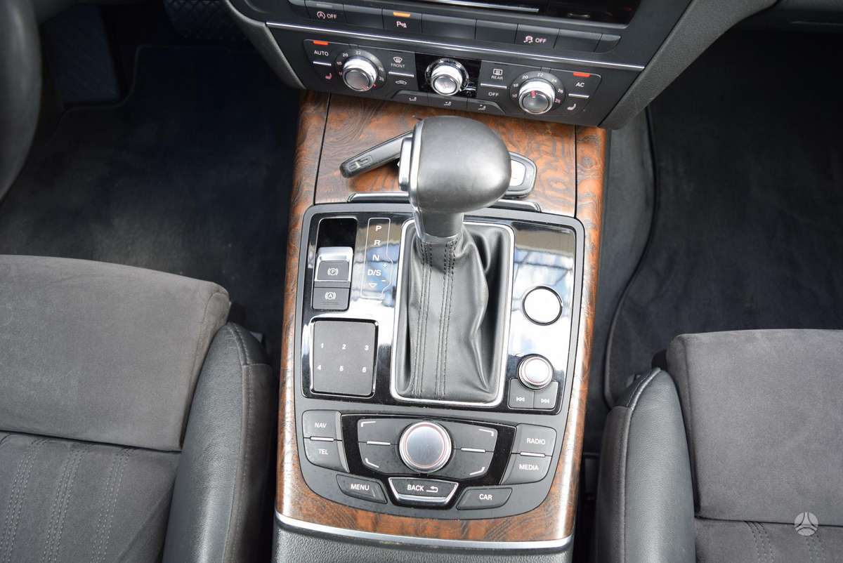 Audi A6, 3.0 l., Седан