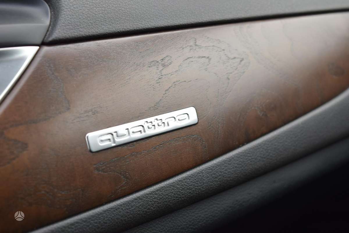 Audi A6, 3.0 l., Седан