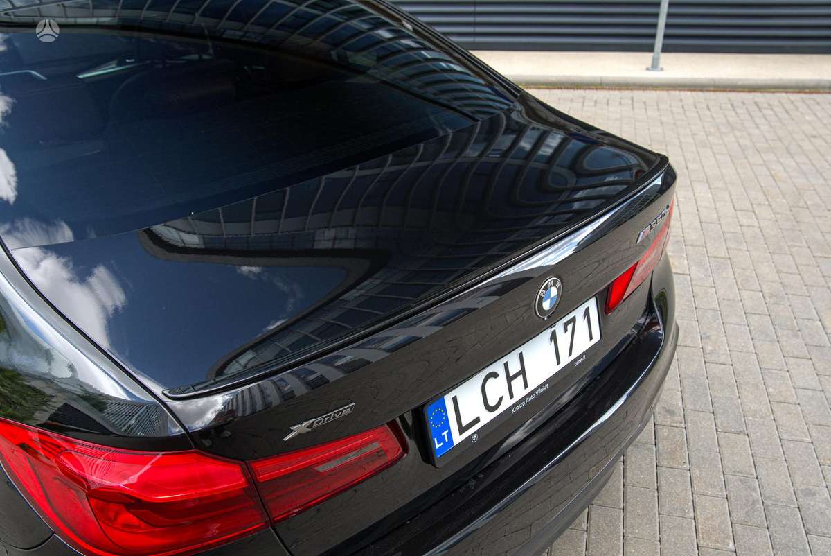 BMW M550, 3.0 l., Седан