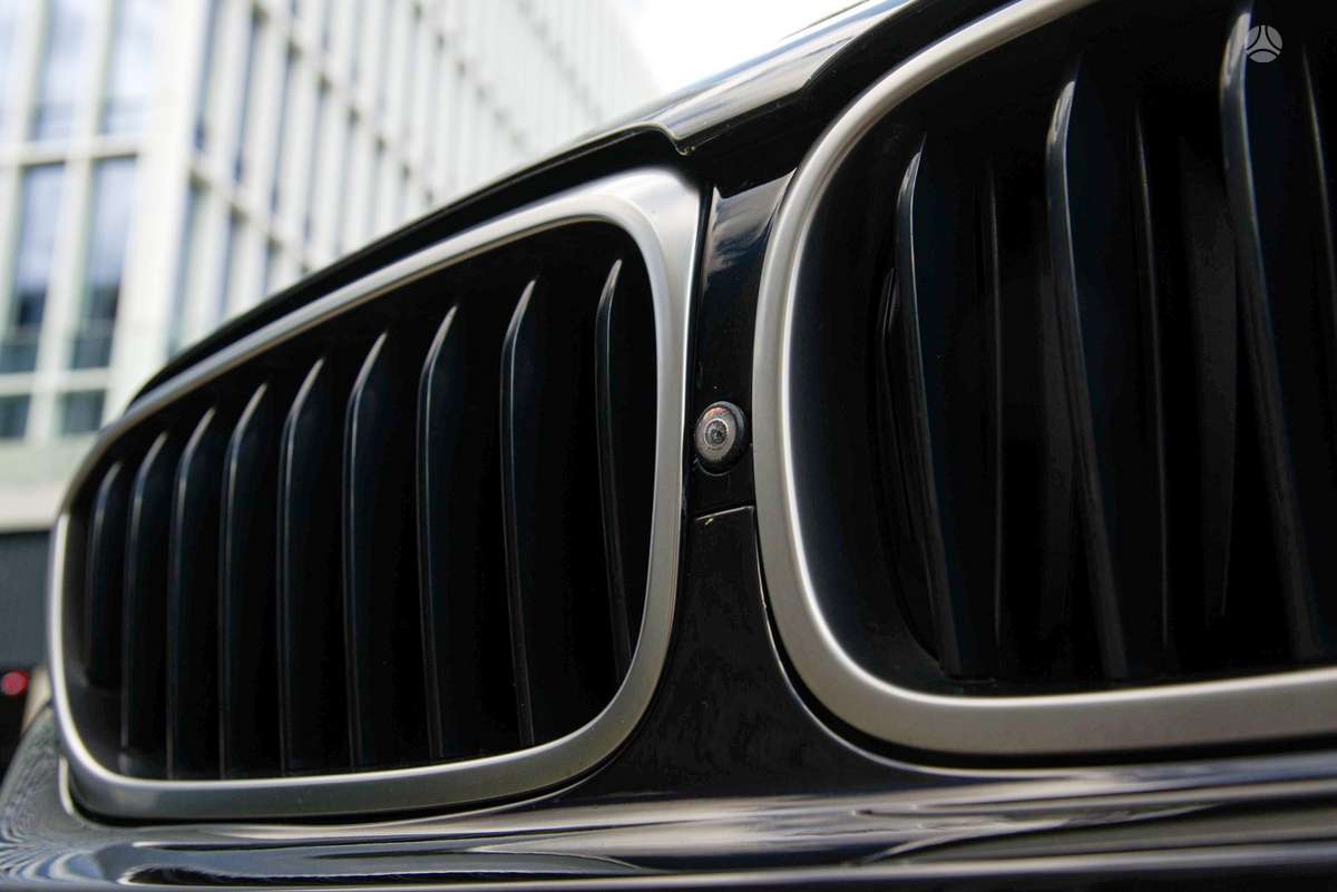 BMW M550, 3.0 l., Седан