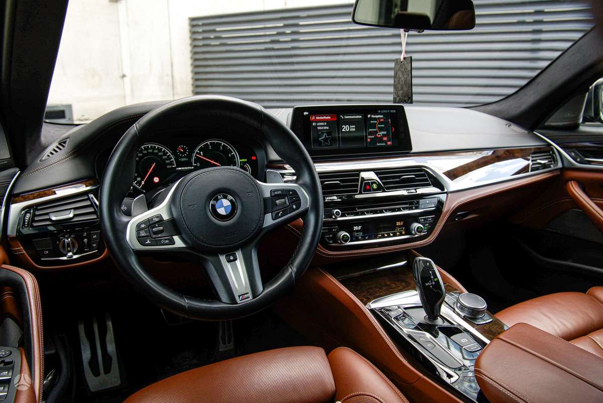 BMW M550, 3.0 l., Седан
